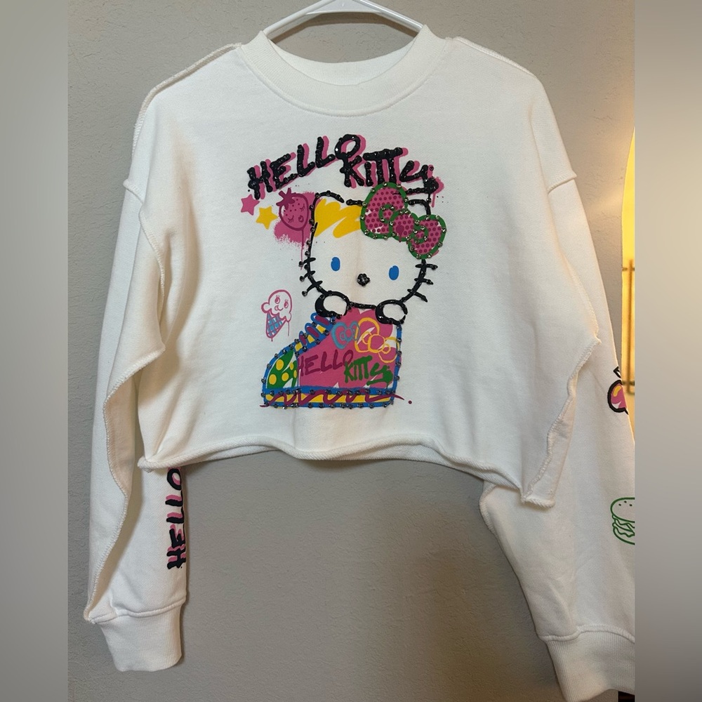 NWOT! Hello Kitty White Cropped Sweatshirt